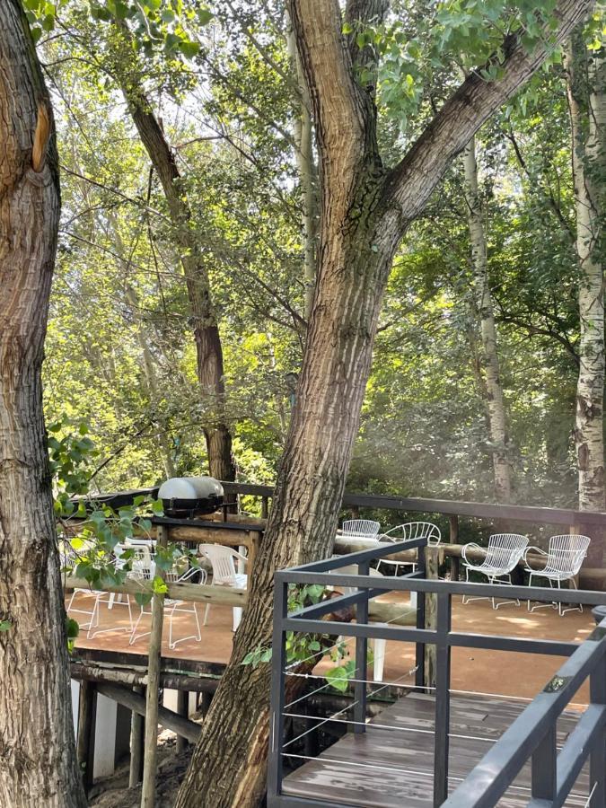 At The River Guest House Kroonstad Esterno foto